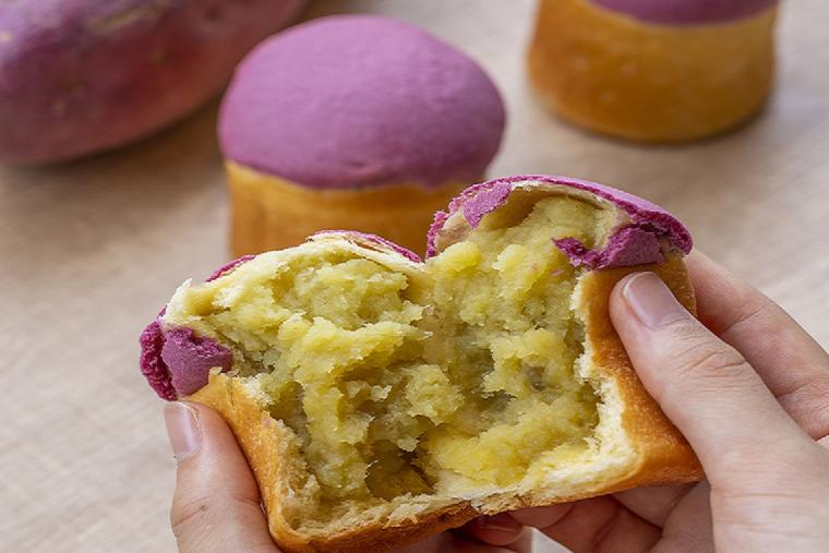 くるくるなると「おいもあんぱん」