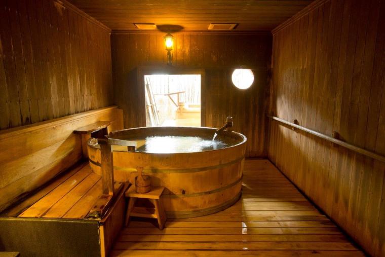 ワインとお宿 千歳