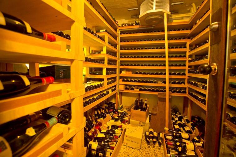 ワインとお宿 千歳