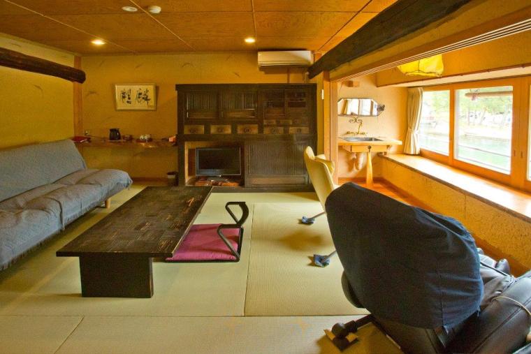 ワインとお宿 千歳