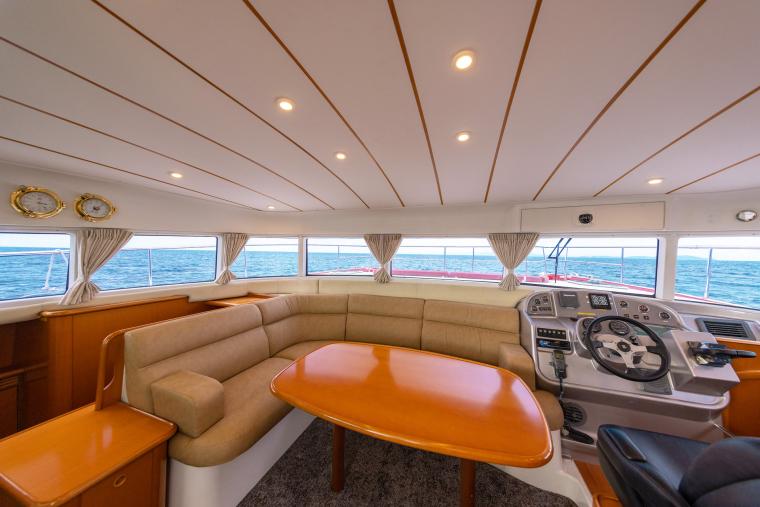 「MARACIA」のメインデッキ