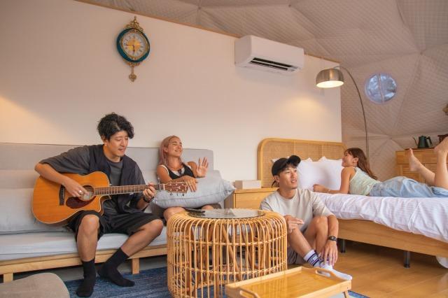 富士山・サウナ・BBQ・焚火・星空を一度に楽しめるグランピング施設「Gramercy Village 山中湖 Glamping&Sauna」