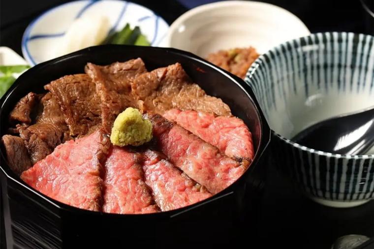 和牛ひつまぶし 川越 うし川