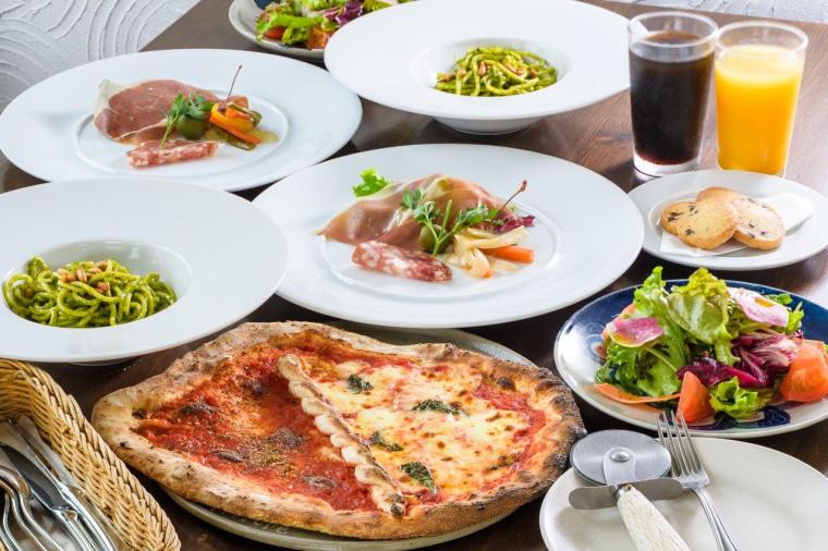 ランチは薪窯ピザが食べられる本格イタリアンレストラン