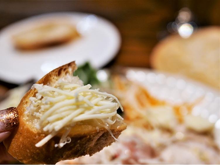 チーズとコの字 チカセル