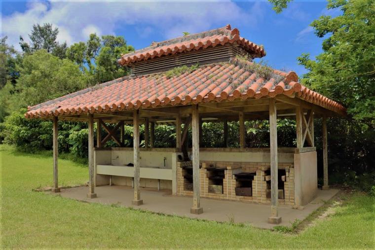 キャンプにジップラインなど非日常を体験！「又吉コーヒー園」 