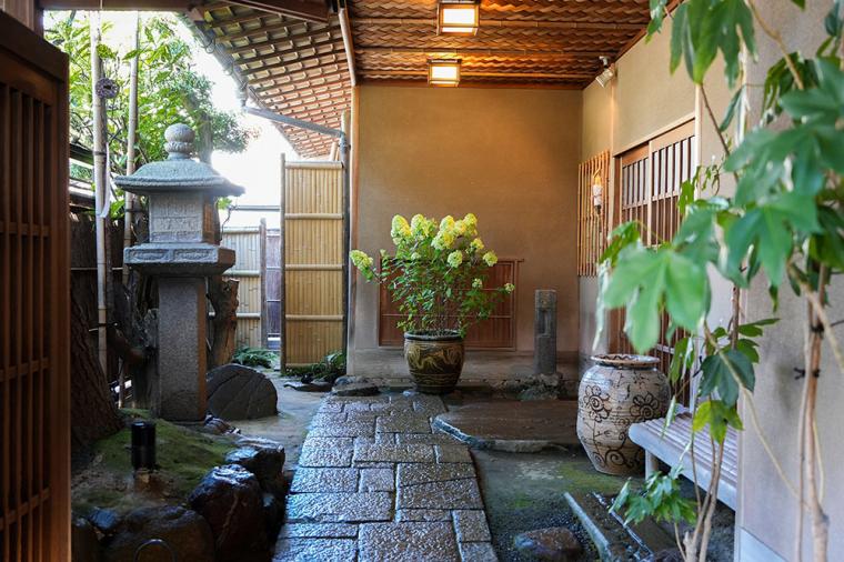 金沢・料亭旅館「浅田屋」