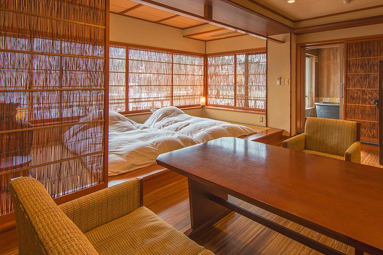 越後湯沢温泉　松泉閣花月