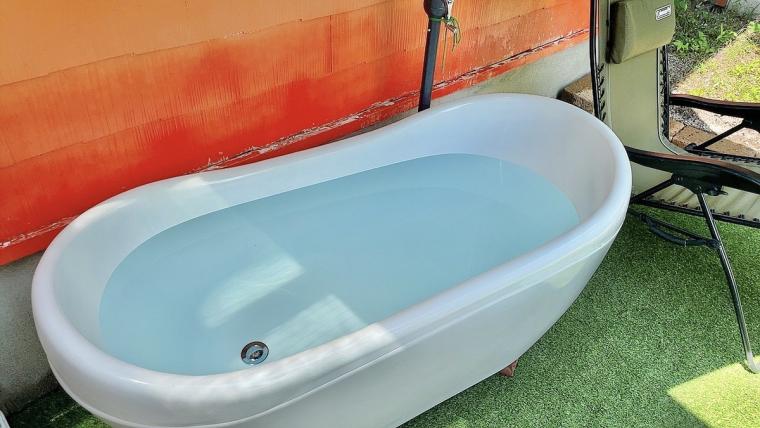 鳥取・大山の麓にある絶景ジャグジー付き貸切サウナ！緑に囲まれて過ごす贅沢時間が過ごせる「ペンションあすか」