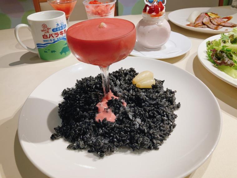 「これがカレー？」鳥山明原作の映画『SAND LAND（サンドランド）』と鳥取県のコラボメニューが衝撃！