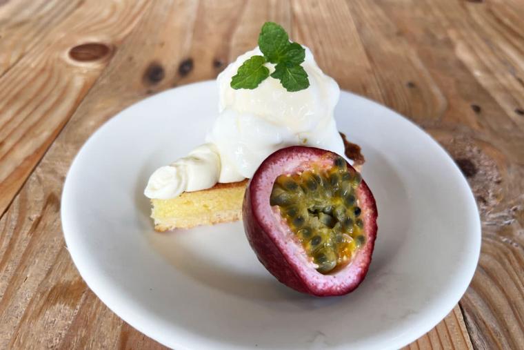 【沖縄】メニューは 200 種以上！開放感抜群の「PACIFIC SURF CAFE（パシフィック サーフ カフェ）」（名護市）