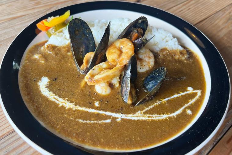 【沖縄】メニューは 200 種以上！開放感抜群の「PACIFIC SURF CAFE（パシフィック サーフ カフェ）」（名護市）
