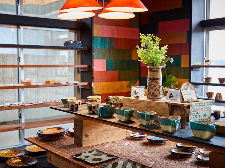 【沖縄】焼き物の里で初めての「やちむん」探し＆「ビオスの丘」