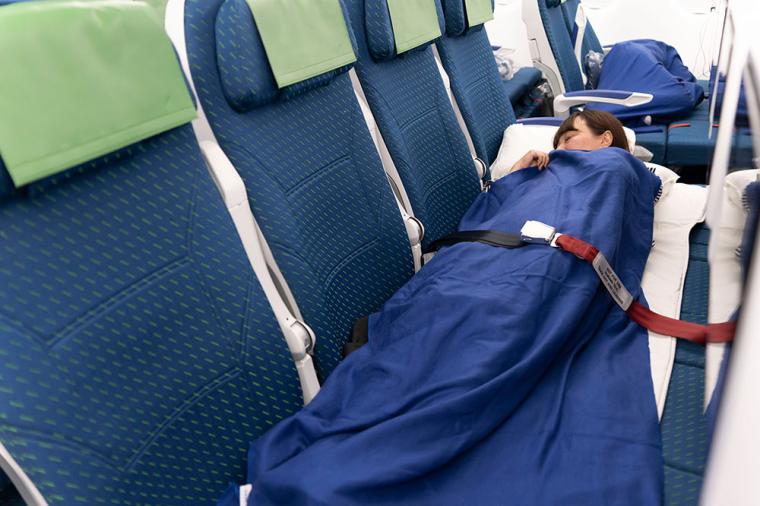 ANA「フライングホヌ」カウチシート