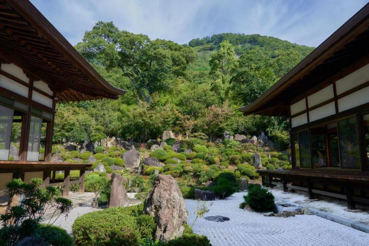 【山梨】テーマは熟成！？「温泉むすめ」の石和紅ちゃんに会おう！石和温泉モデルコース