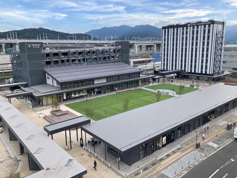 北陸新幹線　敦賀駅　TSURUGA POLT SQUARE otta（オッタ）