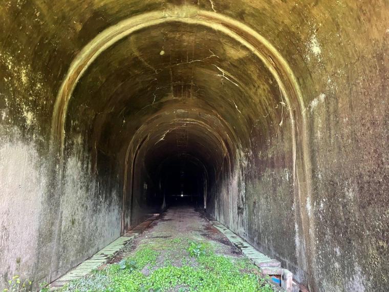 一度も列車が走ることのなかった「幻の鉄道遺跡」！島根県と広島県をつなぐ広浜鉄道