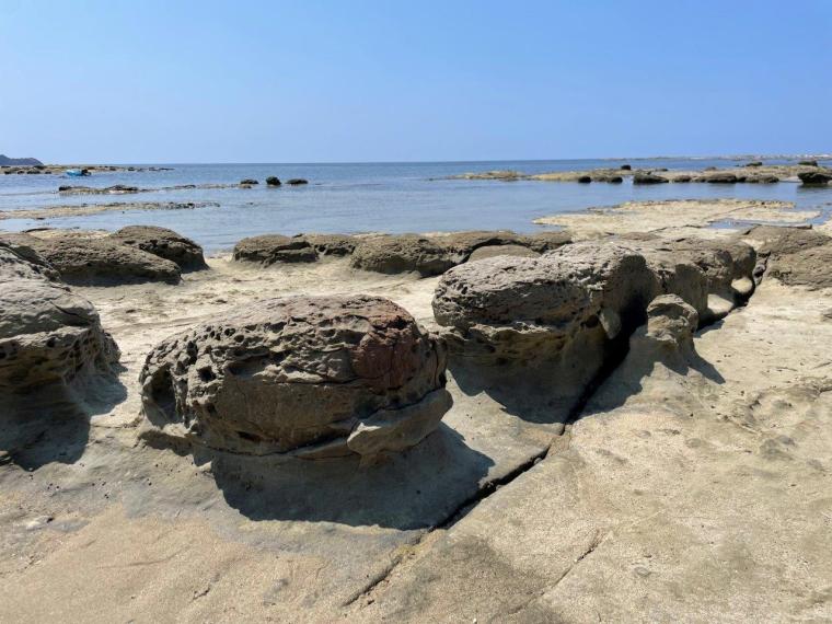 島根で見つけたウユニ塩湖のような写真が撮れるスポット！薄暗いトンネルの先にある絶景！