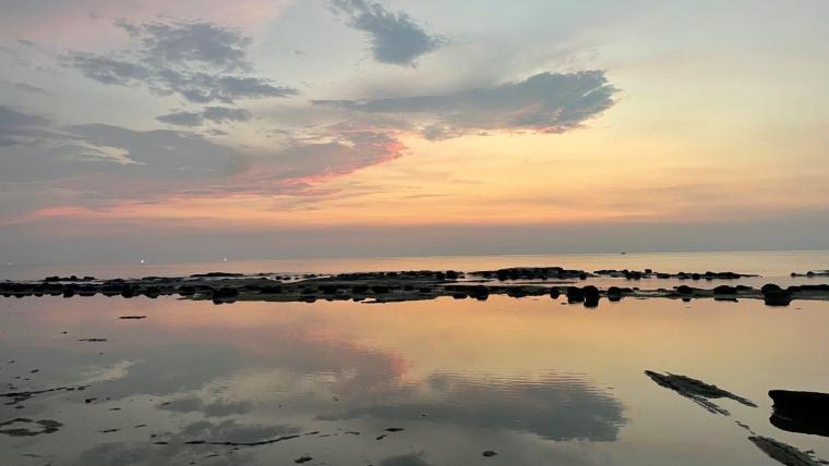島根で見つけたウユニ塩湖のような写真が撮れるスポット！薄暗いトンネルの先にある絶景！
