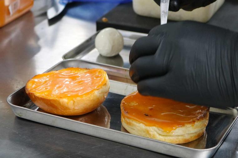 Burger Revolution Naha（バーガーレボリューション那覇）