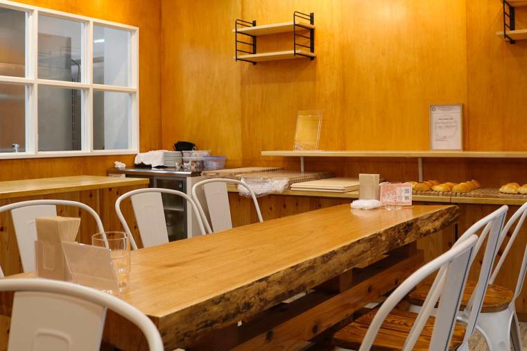 Burger Revolution Naha（バーガーレボリューション那覇）