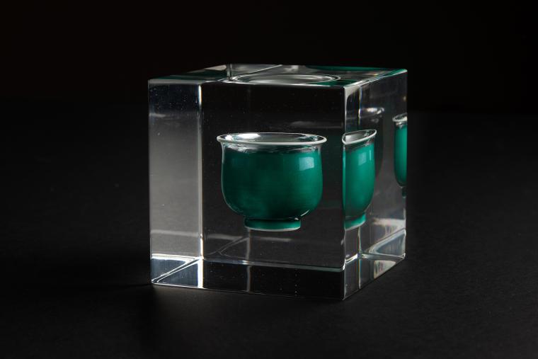 リサイクルアクリルオブジェ「京焼・清水焼ぐい呑み」