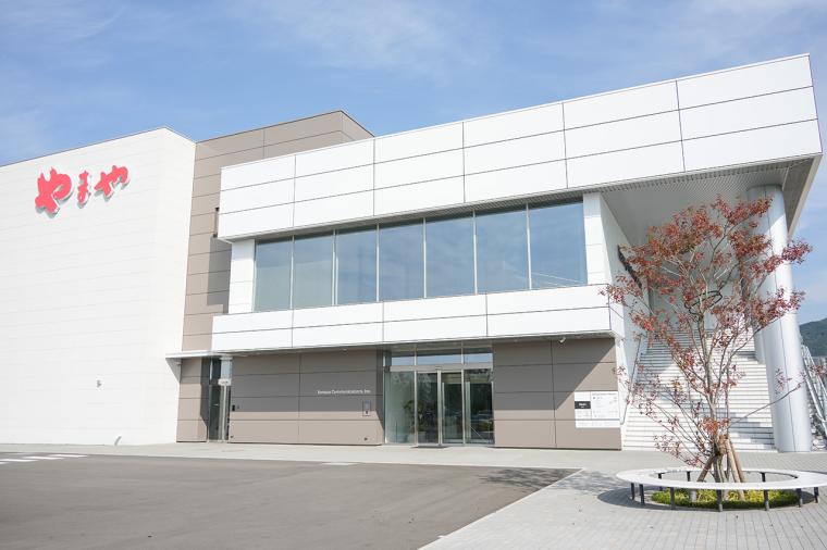 明太子食べ放題のランチも！「やまやファクトリーテラス」で工場見学