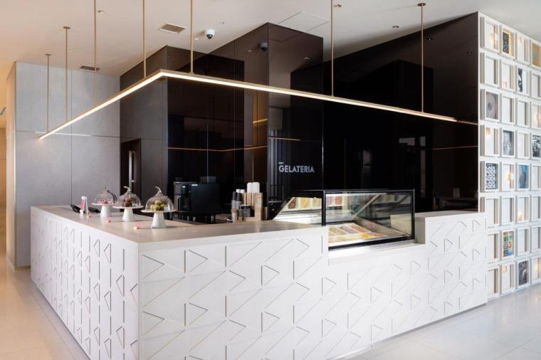 歌舞伎町タワー