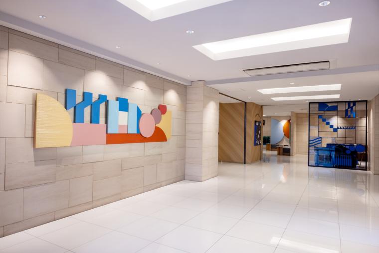 「イビスバジェット大阪梅田」ロビー