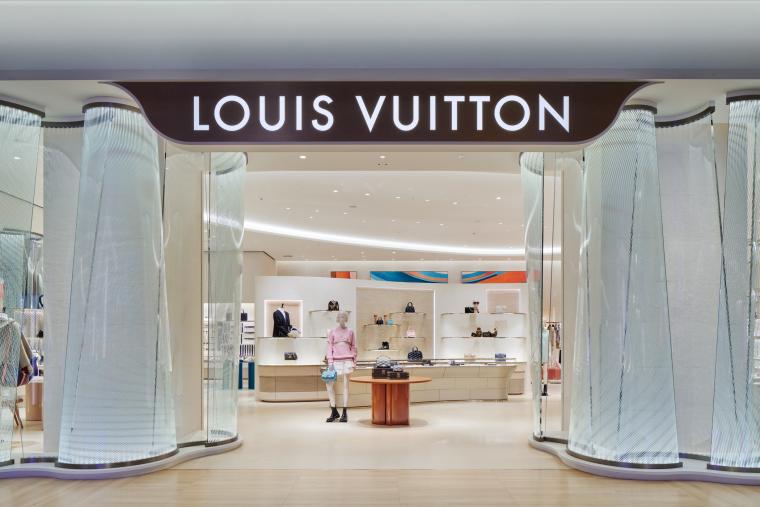 関西国際空港・新国際線出国エリア「ルイ・ヴィトン」