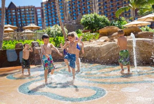 「アウラニ・ディズニー・リゾート＆スパ コオリナ・ハワイ」プール