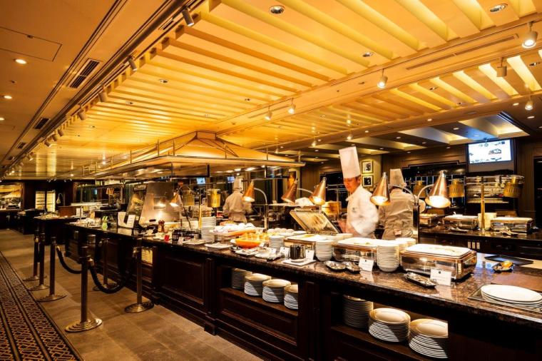 “発祥の地”帝国ホテル「インペリアルバイキング サール」で特別感にあふれたバイキングを