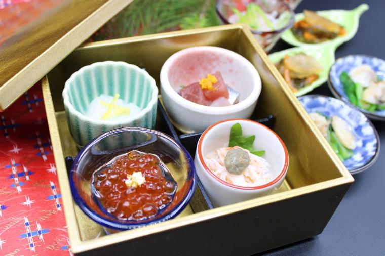 朝食の「海鮮玉手箱」