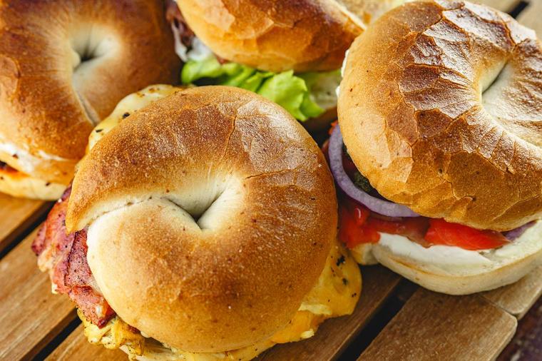 Wake&Bagel（ウェイク＆ベーグル）