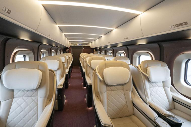 北陸新幹線 グランクラス