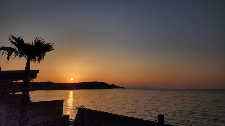 淡路島「そらヴィラ」テラスからの夕景