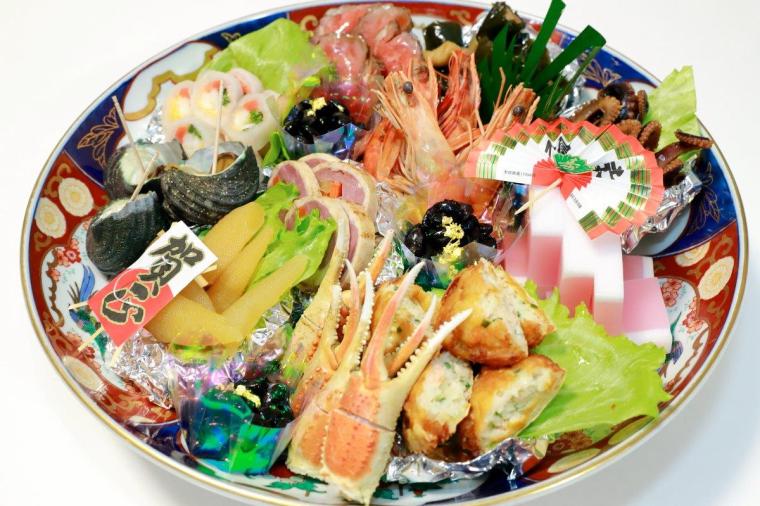 皿鉢（さわち）料理