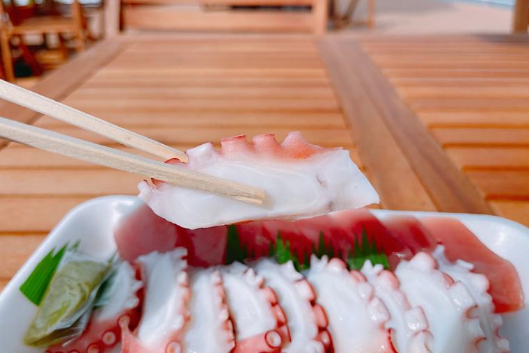 「なはまぐろ市場」（那覇市）