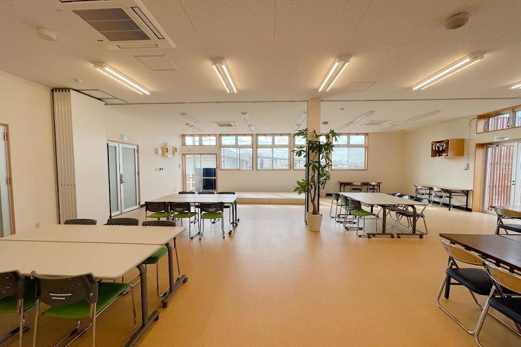 「なはまぐろ市場」（那覇市）