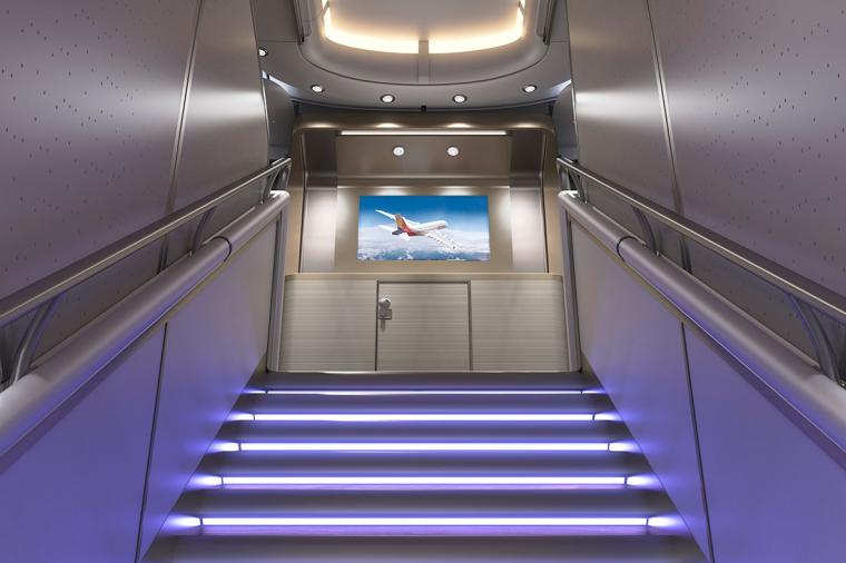 エアバスA380の2階への階段