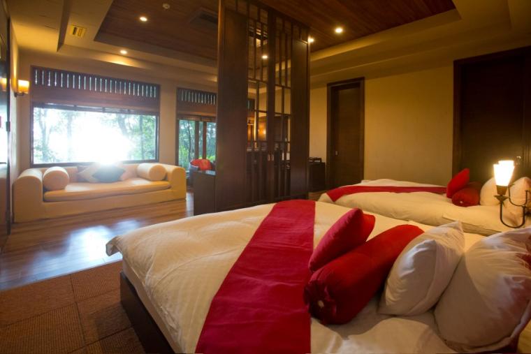 1 万坪の敷地に 15 棟のみ！ 離れの露天風呂付き Villa で 天草の魅力を堪能