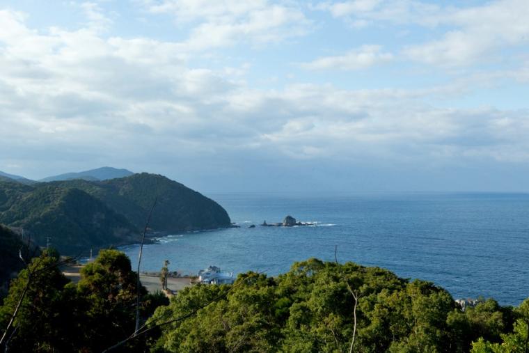 1 万坪の敷地に 15 棟のみ！ 離れの露天風呂付き Villa で 天草の魅力を堪能