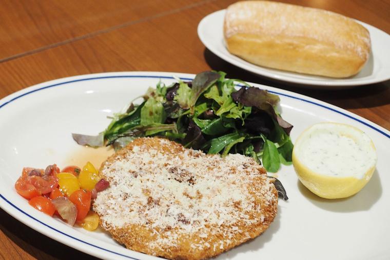 イマーシブ・フォート東京　グルメ