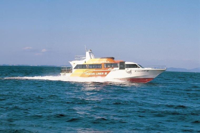 長崎空港の楽しみ方ガイド ！長崎グルメ・お土産、アート、各地へのアクセス情報も