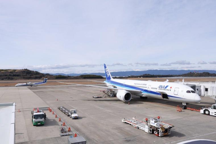 長崎空港の楽しみ方ガイド ！長崎グルメ・お土産、アート、各地へのアクセス情報も