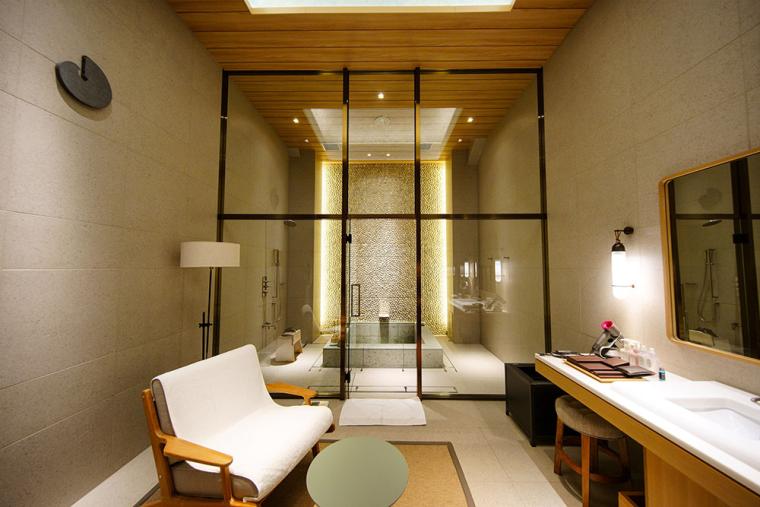 「ザ・ホテル青龍 京都清水」プライベートバス