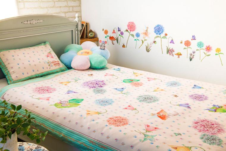 ファンタジースプリングス　グッズ