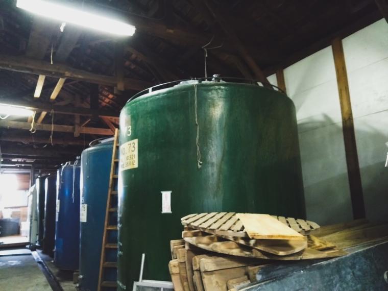 杜氏による解説付きの酒蔵見学もできる！水木しげるロード近くにある老舗「千代むすび」｜鳥取県境港市