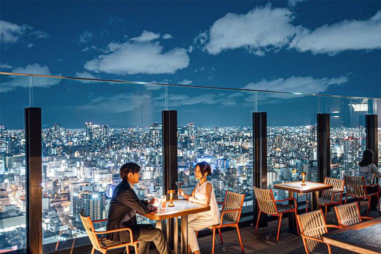「センタラグランドホテル大阪」ルーフトップバー