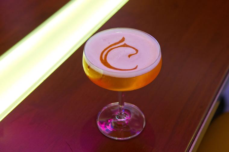 「センタラグランドホテル大阪」バー